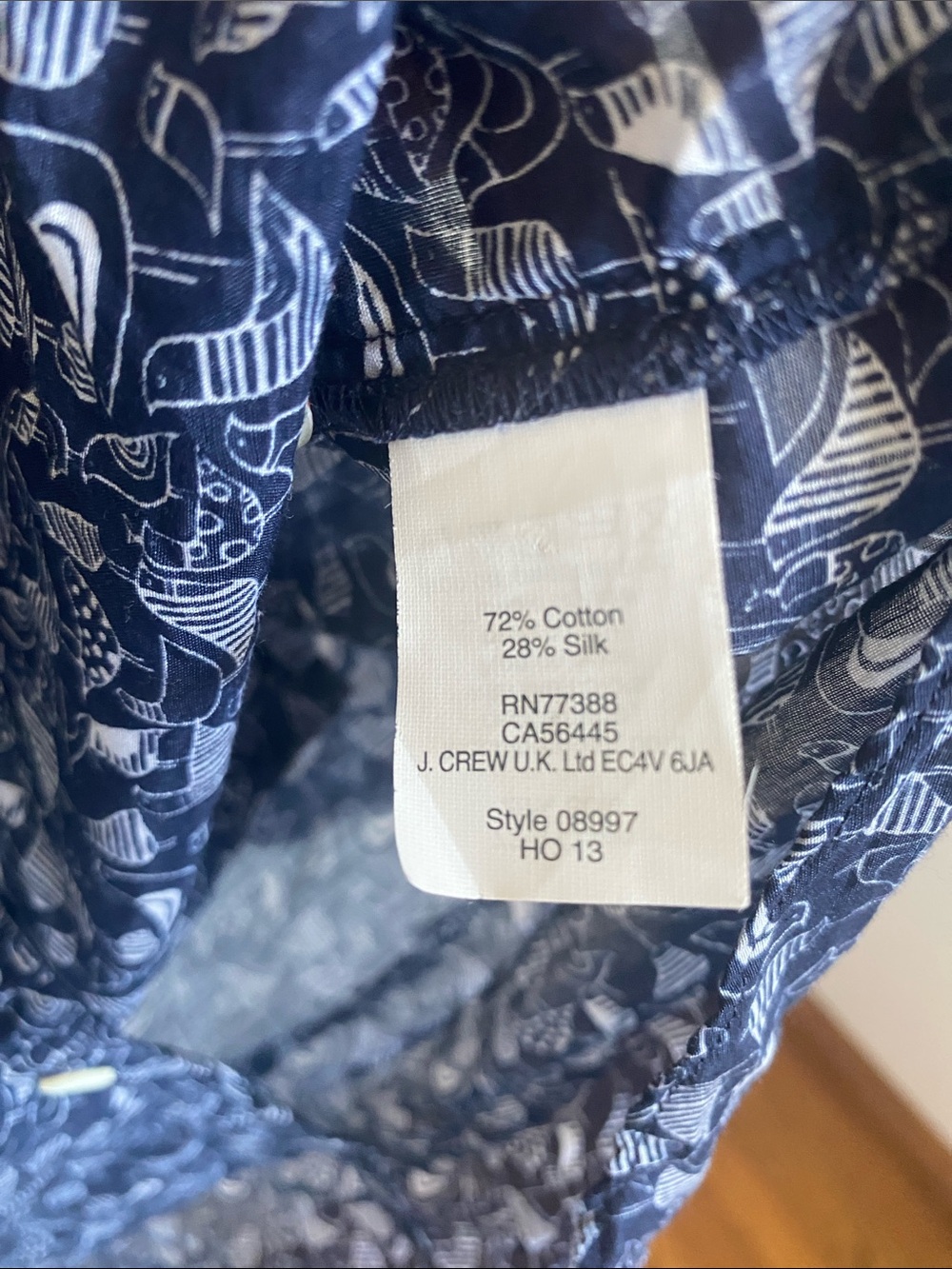 J. Crew Women’s Navy Novelty Bird Print Button-Down Silk Blend Boy Shirt Size 6 - Picture 5 of 6